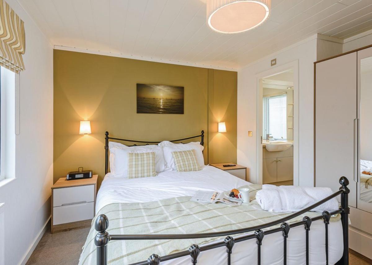 Woodside Coastal Retreat Hotel Fishbourne  Eksteriør billede